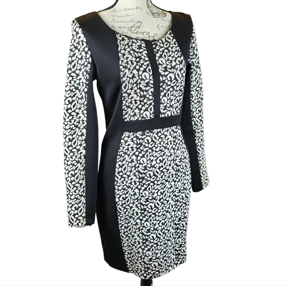 GUESS Animal Print Knee Length Dress -10 - Picture 1 of 4